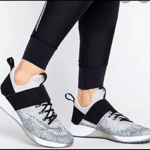 Nike Air Zoom Training shoes (sz 8)